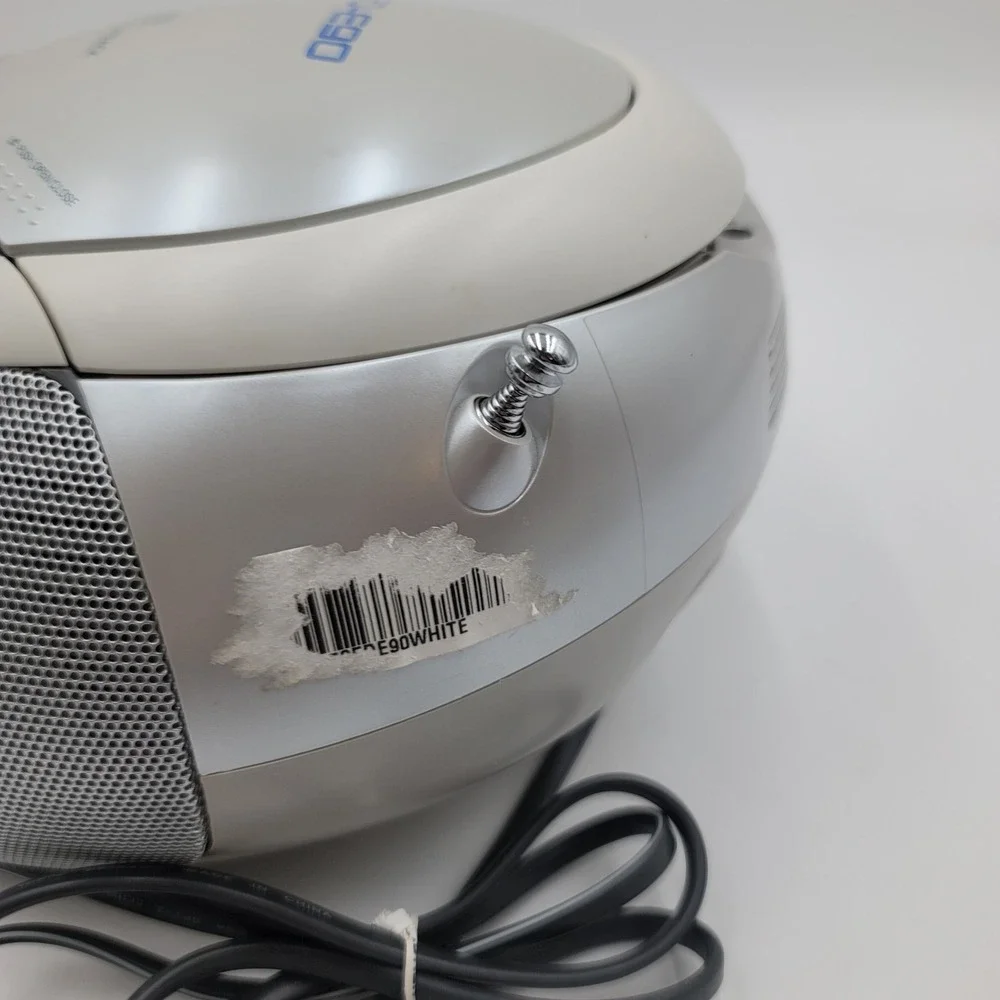 Sony CFD-E90 CD Radio Cassette Player Boombox Silver 0White with Remote Manual
